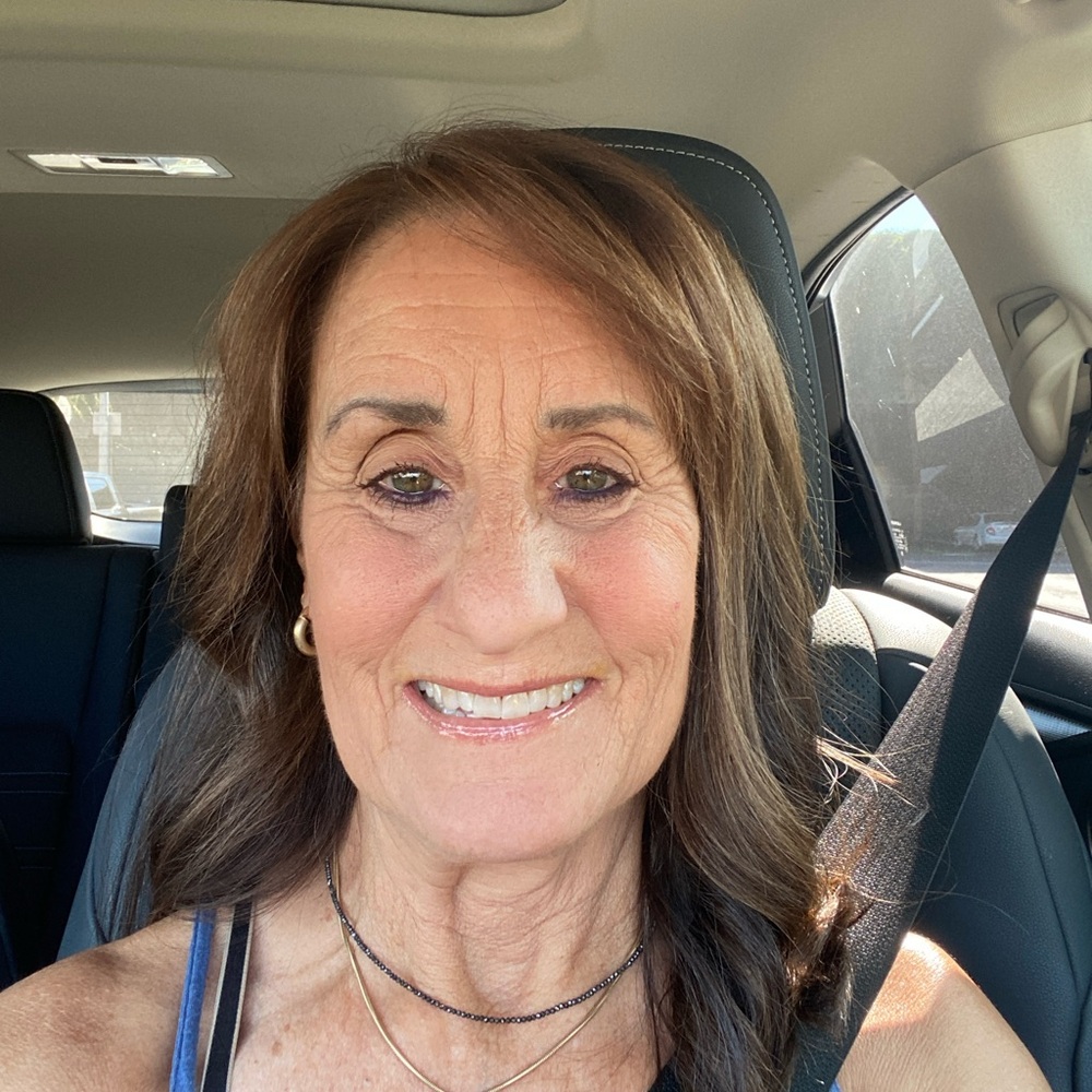 Meet your Posher, Nikki